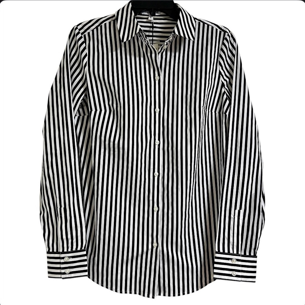 EXPRESS Ultimate Essentials Fitted Shirt Black and White Striped Size M NWT
